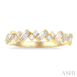 Stackable Scatter Zig-Zag Baguette Diamond Fashion Band