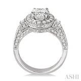 Oval Shape Semi-Mount Diamond Engagement Ring